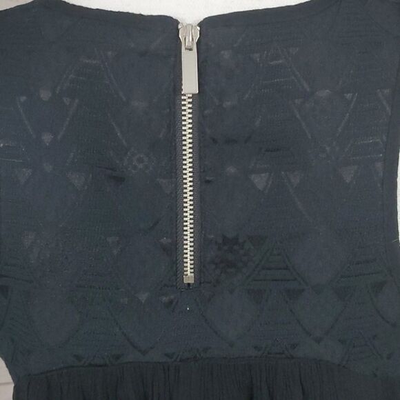 NWT Mossimo, Tribal/Aztec Print Flowy Tanktop-Size Small - Picture 2 of 9